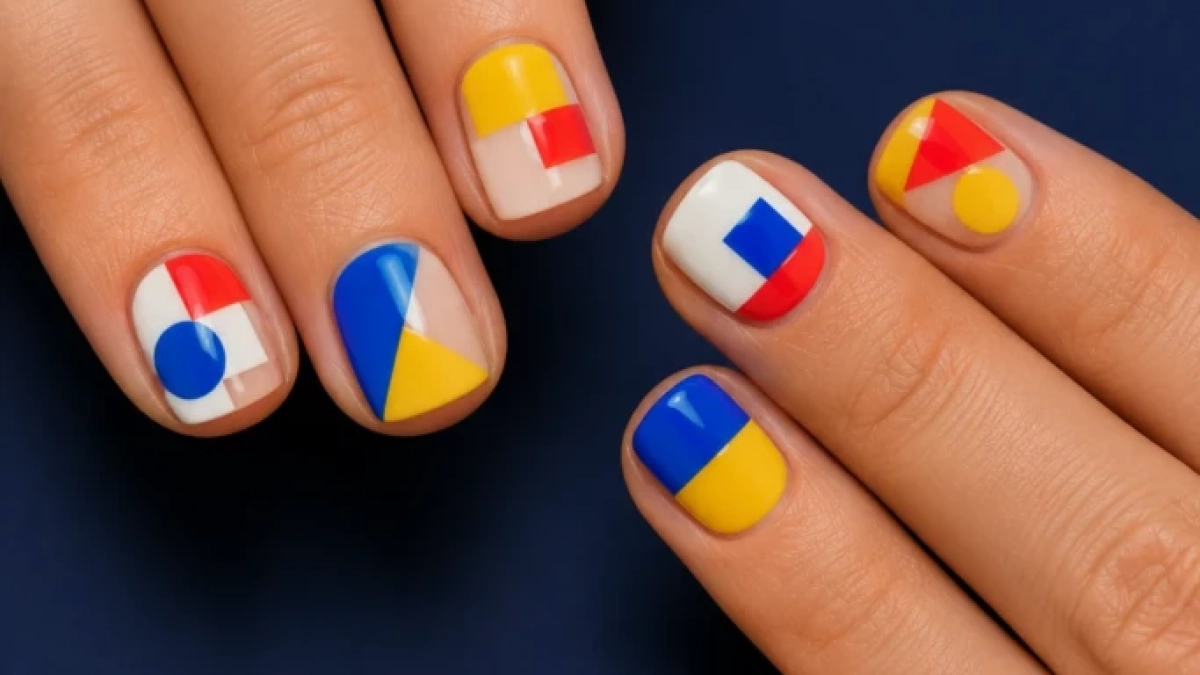 Multicolored Manis