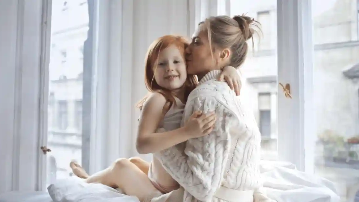 Motherless Daughters