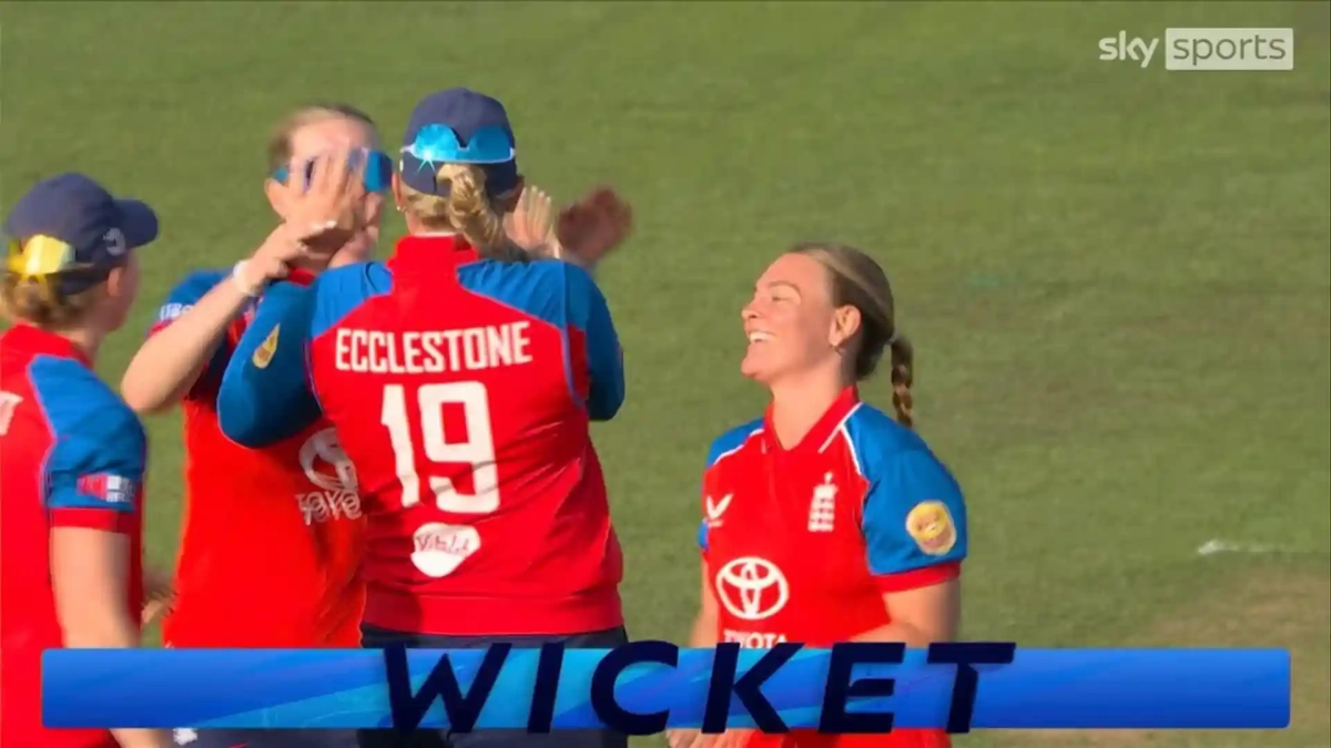Fabulous Fielding: Ecclestone Runs Out Bhatia in Style